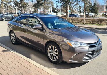 тойота 17: Toyota Camry: 2015 г., 2.5 л, Вариатор, Гибрид, Седан