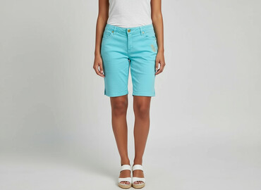 krótkie spodenki z jeansów: BPC Selection, Shorts for women, size S