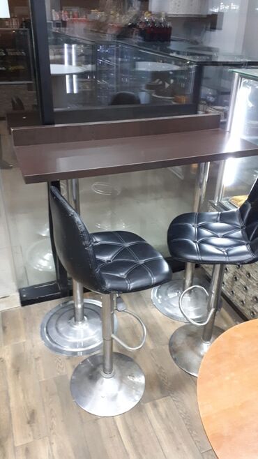 döş stolu: Masa ve 2 kreslo dest 300m. unvan Əhmədli. SAMİRƏ