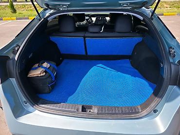 kirgiz auto: Toyota Prius: 2016 г., 1.8 л, Вариатор, Гибрид, Лифтбек — 5
