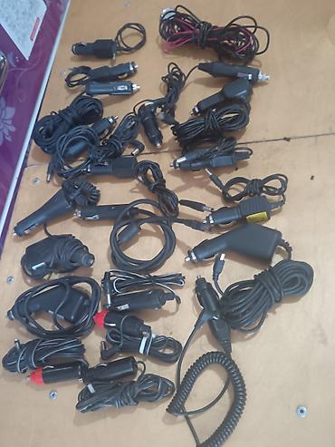 Другая автоэлектроника: Автомобильные зарядные устройства и кабели (набор) Описание: - — 1