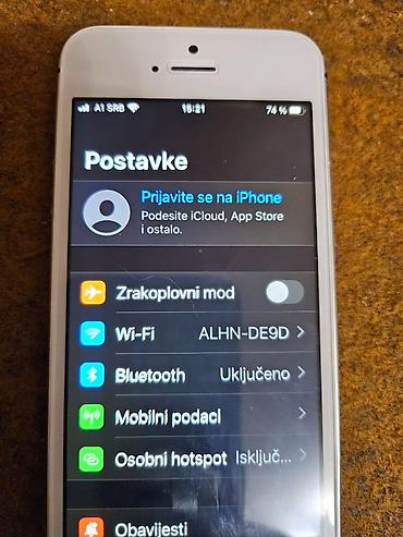 Apple iPhone: Apple iPhone SE (1. generacija), 4” Retina ekran, Touch ID. Kućište u — 11