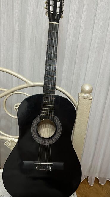 Səs avadanlığı: Klassik gitara, İşlənmiş