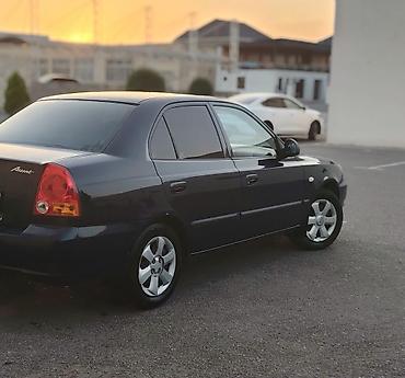 disk masin: Hyundai Accent sedan - Kuzov: 4 qapılı sedan, tünd mavi rəng - — 3