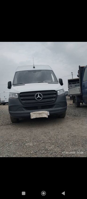 контейнердин эшиги: Mercedes-Benz Спринтер: 2020 г., 2.2 л, Автомат, Дизель, Van