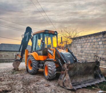 купить грузовой эвакуатор: MST M542 Plus ekskavator-yükləyici - Kabin: tam qapalı, panoramik