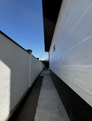 Продажа коттеджей и домов: 6 комнат, 130 м², 4 соток, Бишкек, Рухий Мурас ж/м Агентство недвижимости — 3