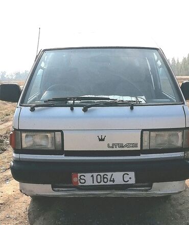 Toyota: Toyota Lite Ace: 1985 г., 1.8 л, Механика, Бензин, Минивэн — 1