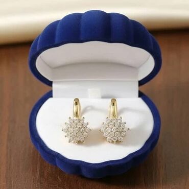 Minđuše: Mindjuse po super ceni 
1300din /par 
2 para 1600 din — 1