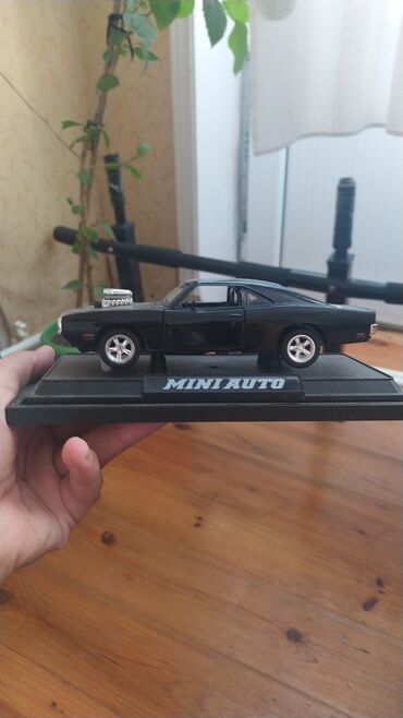 3d печать на футболках: Məhsul: Mini Auto kolleksiya modeli – klassik “muscle car” tipli qara