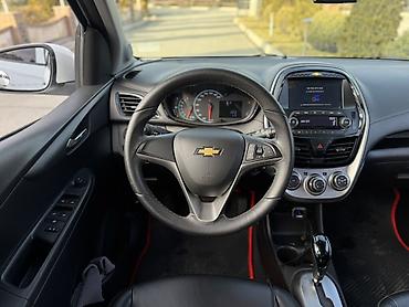 Chevrolet: Chevrolet Spark: 2017 г., 1 л, Вариатор, Бензин, Хэтчбэк — 11