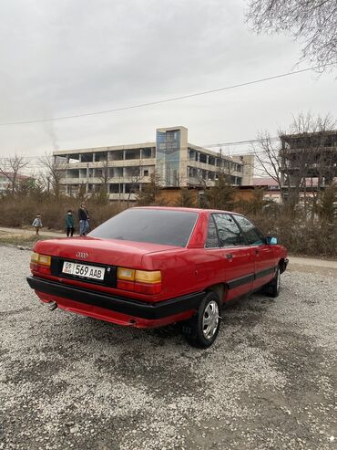 ауди 100: Audi 100: 1988 г., 1.8 л, Механика, Бензин, Седан