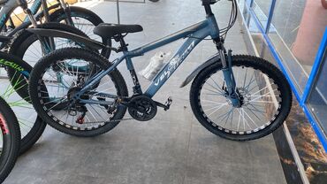 4 tekerli velosiped qiymeti: Yeni Şose velosipedi Adidas, 28", sürətlərin sayı: 10, Ödənişli çatdırılma