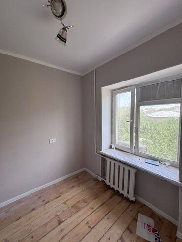 1 комнатная квартира без ремонта: 2 комнаты, 48 м², Индивидуалка, 4 этаж, Евроремонт