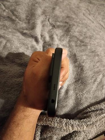 дисплей телефона fly fs520 selfie 1: Smartfon – qara rəng - Tam ekranlı ön panel, incə çərçivələr - Ekranda — 4
