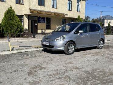 Honda: Honda Fit: 2004 г., 1.3 л, Вариатор, Бензин