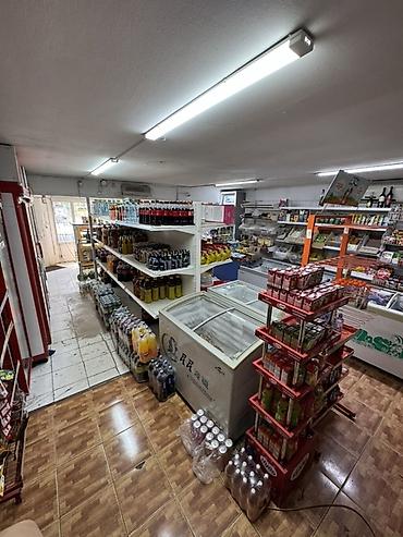 Аренда магазинов: Достук Сдается продуктовый магазин Площадь: 50м2 С оборудованием — 8