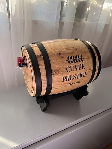 globus bar: Burence za vino, novo, nekorišćeno, zapremine 5.5l — 2