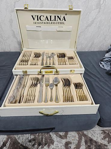 Набор столовых приборов Vicalina + сервиз с золотистым декором 1)