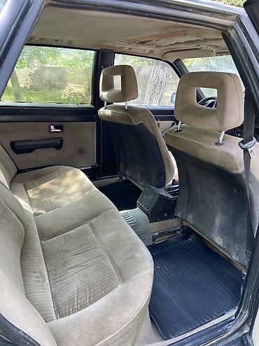a4 b7: Audi 100: 1988 г., 2.3 л, Механика, Бензин, Седан — 7