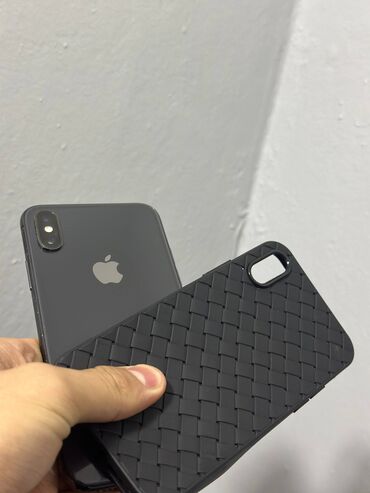 часы с измерением давления: IPhone Xs, Колдонулган, 64 ГБ, Black Titanium, Коргоочу айнек, Каптама, 76 %