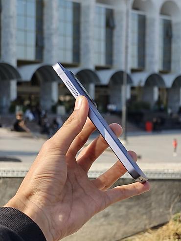mate 50: Vivo X300, Новый, 256 ГБ, цвет - Фиолетовый, 1 SIM, 2 SIM — 4