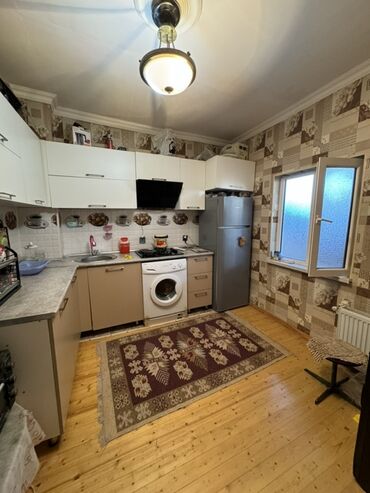 Həyət evləri və villaların satışı: Hökməli 3 otaqlı, 81 kv. m, Kredit var, Orta təmir — 7