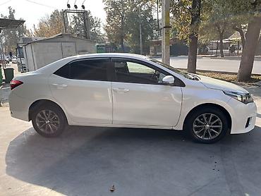 некся 2013: Toyota Corolla: 2013 г., 1.6 л, Вариатор, Бензин, Седан — 1