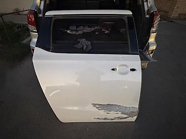 Автозапчасти: Дверь Задняя правая Kia, Б/у, Оригинал — 1