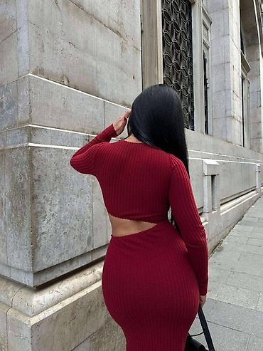 Haljine: Haljina: 2.600 dinara
Trikotaža
Uvoz Turska — 10