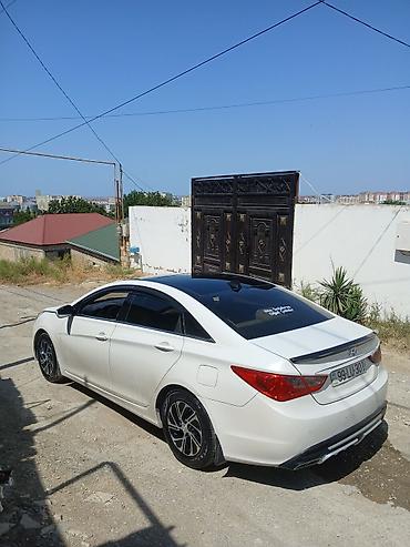 toyota camry oluxana: Hyundai Sonata: 2.4 l | 2010 il Sedan — 10