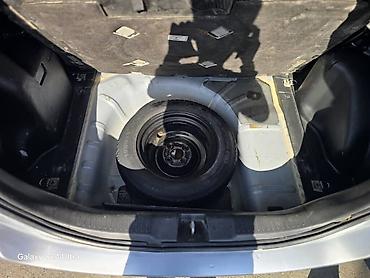 Honda: Honda Fit: 2005 г., 1.3 л, Вариатор, Бензин, Хэтчбэк — 14