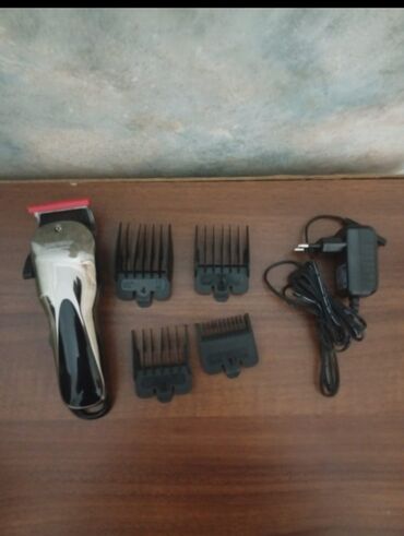 Digər: *Satılır: Saç və saqqal üçün maşın* Təzə kimidir, demək olar