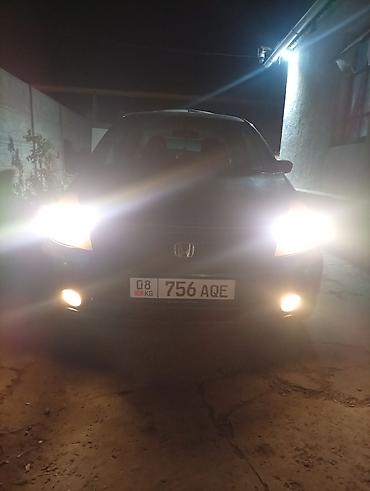 водный банан: Honda Stream: 2004 г., 1.7 л, Автомат, Бензин, Минивэн — 7