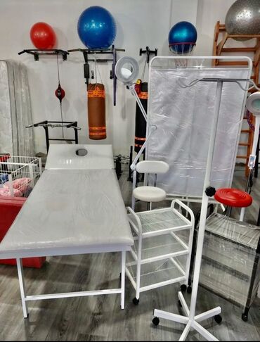 Salon, tibbi mebel dəsti: Tibbi və gözəllik sahəsi üçün peşəkar avadanlıq kuşetka sade — 15