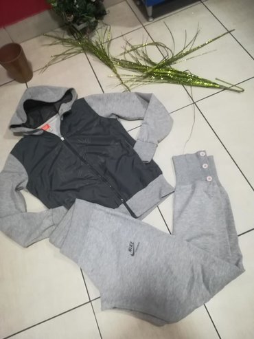 Gornji i donji deo: Nike, S (EU 36), bоја - Siva — 7