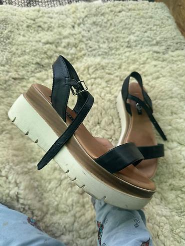 черная обувь: Сандалии Nine West на платформе - Модель: женские сандалии на толстой — 5