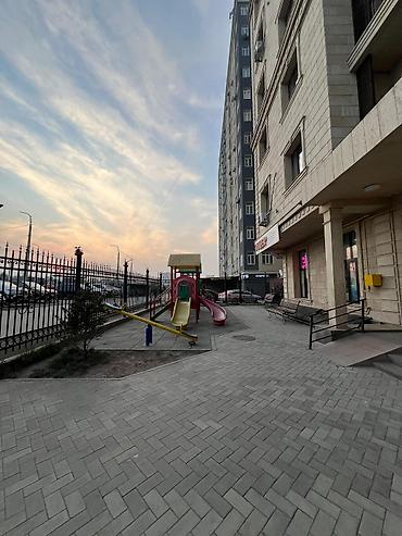 Продажа квартир: 3 комнаты, 82 м², 3 этаж — 15