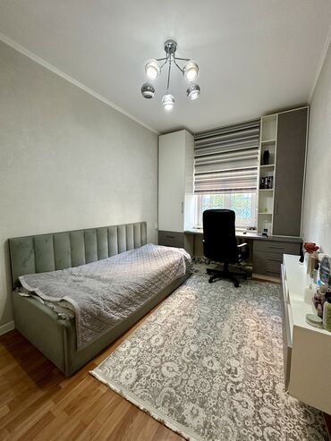 1 комнатная квартира 105 серия: 3 комнаты, 80 м², 105 серия, 1 этаж, Евроремонт