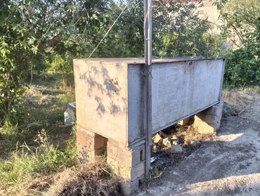 qosqu su ceni: Bak, Metal, 2500 l l, İşlənmiş, Ünvandan götürmə, Ödənişli çatdırılma
