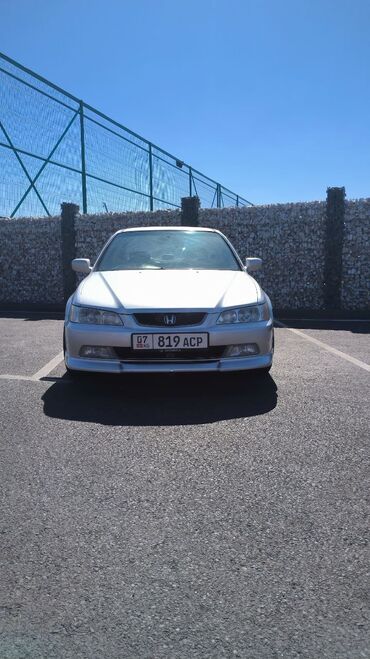 Honda: Honda Accord: 1999 г., 2 л, Автомат, Газ, Седан
