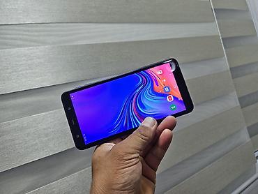 note 2: Samsung Galaxy A7, Б/у, 64 ГБ, цвет - Синий, 2 SIM — 1