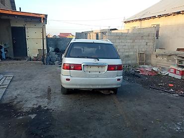 e34 4 4: Toyota, 2001 г., Б/у, Оригинал — 8