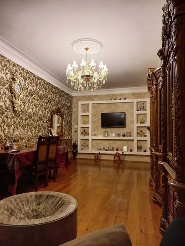 Həyət evləri və villaların satışı: Suraxanı 4 otaqlı, 140 kv. m, Yeni təmirli — 25