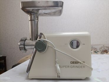 Ət çəkən maşın Geepas