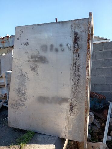 шашлычный кафе: Коптильная камера (шкаф) из нержавеющей стали Описание: - Материал at lalafo.kg шашлычный кафе: Коптильная камера (шкаф) из нержавеющей стали Описание: - Материал