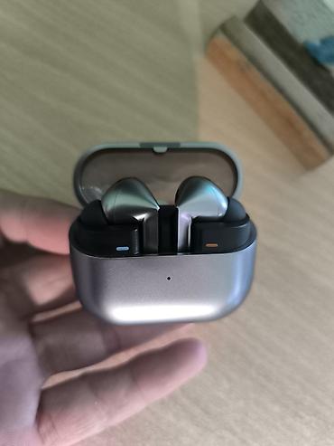 samsung qulaqlıq: Samsung buds 3 pro simsiz enerji yığmaq funksiyası var simsiz qulaqlıq — 4