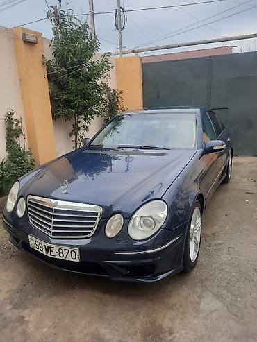 Mercedes-Benz: Mercedes-Benz E-Class: 2.7 l | 2002 il Sedan — 12