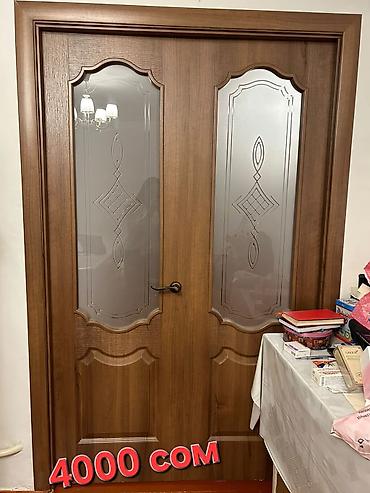 двери двухстворчатые: Межкомнатная дверь, Б/у, Со стеклом, Двухстворчатая, Распашная — 1