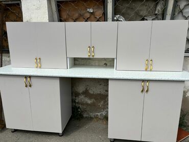 metbext divan: Mdf material Mətbəx mebeli satılır 270₼. Yenidir. Ölçü 2.25. Ünvan
